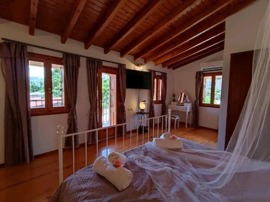 Вилла Nikόla'S House Mourniai Экстерьер фото
