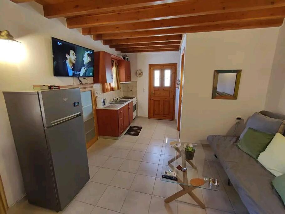 Вилла Nikόla'S House Mourniai Экстерьер фото